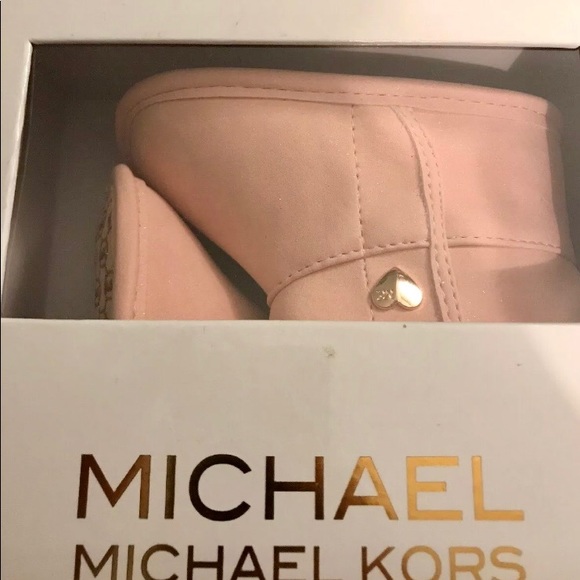 Baby girl Michael kors boots - Picture 2 of 5